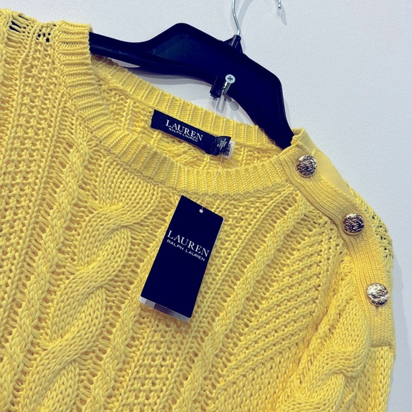 Women - Picture 2 of 2